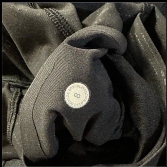 Lululemon Time To Sweat Crop - Picture 3 of 3